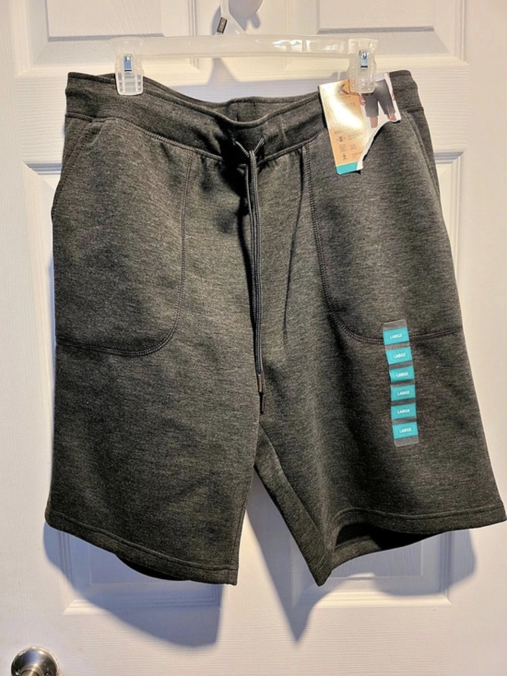 ZeroXposur Tech Fleece Short Men's Gray Large NWT Athletic Shorts